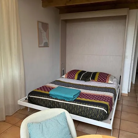 Dans A Ouest Apartment *